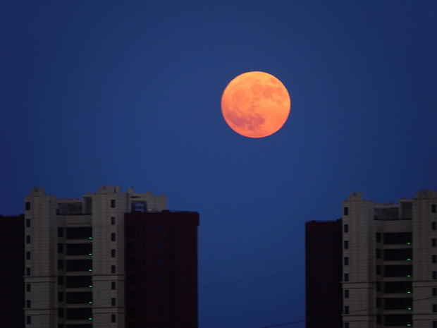 Supermoon in Yichang 